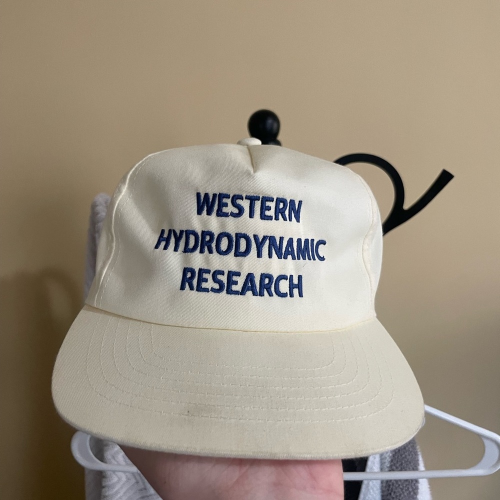 Western hydrodynamic research hat